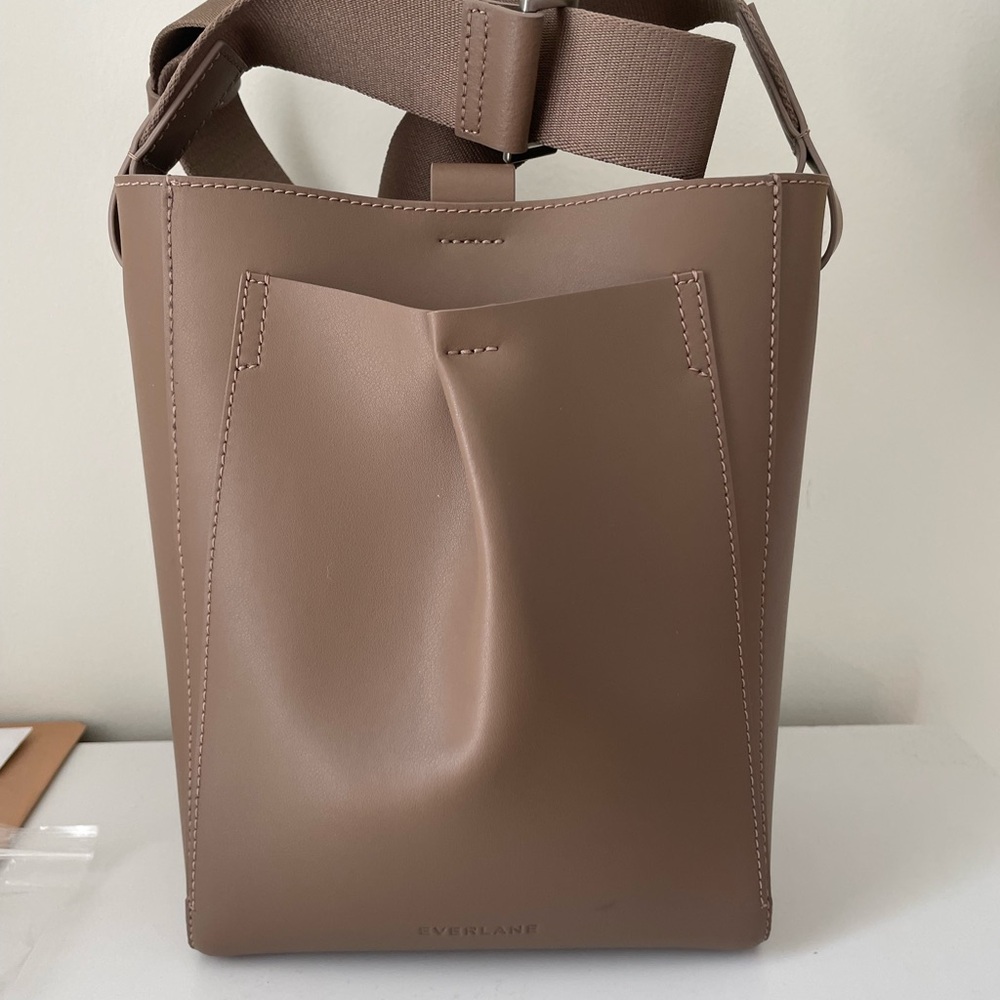 Everlane Brown Shoulder Bag